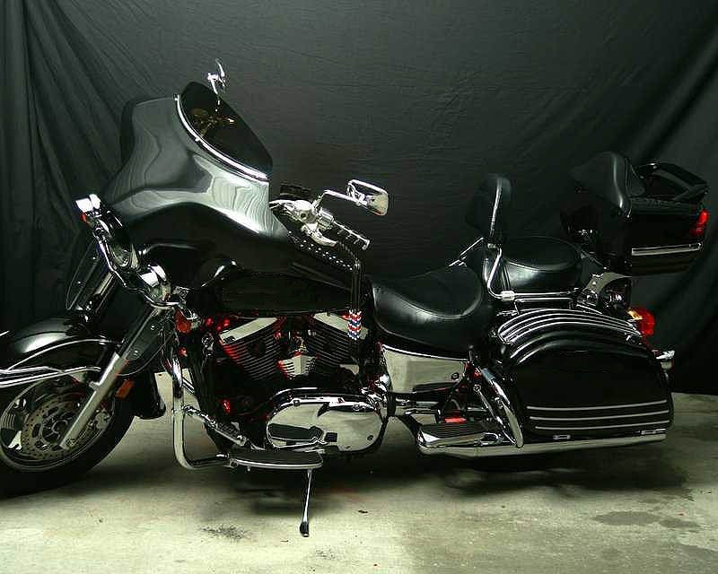 Baul Trasero (capacidad para 2 cascos integrales) - Universal - Nelson Rigg  - Custom Center-Harley & Custom